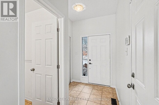 Photo du bâtiment - 1008 Klondike Rd