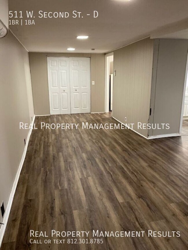 Foto del edificio - 511 W. Second St.-D