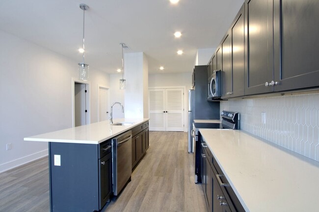 Interior Photo - The Allengrove