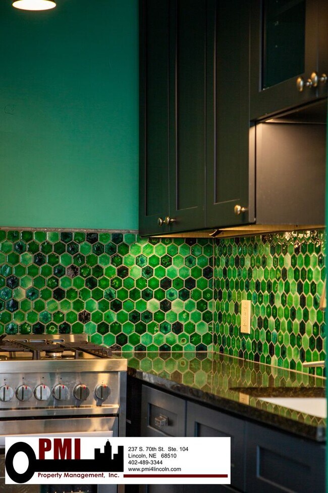 Foto del edificio - 1630 H St