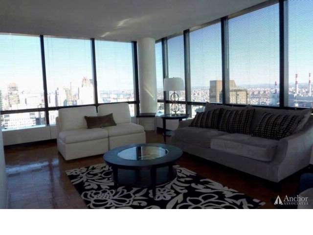 Foto del edificio - 420 E 61st St