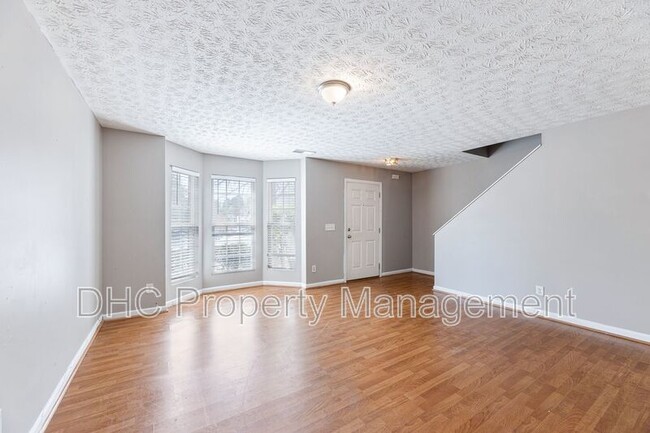 Building Photo - 5607 Strathmoor Manor Cir