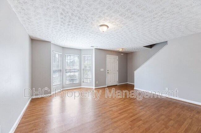 Foto del edificio - 5607 Strathmoor Manor Cir