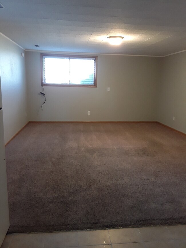 VIVIENDO - 611 S 20th St