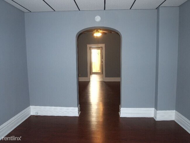 Building Photo - 9812 S Avenue H