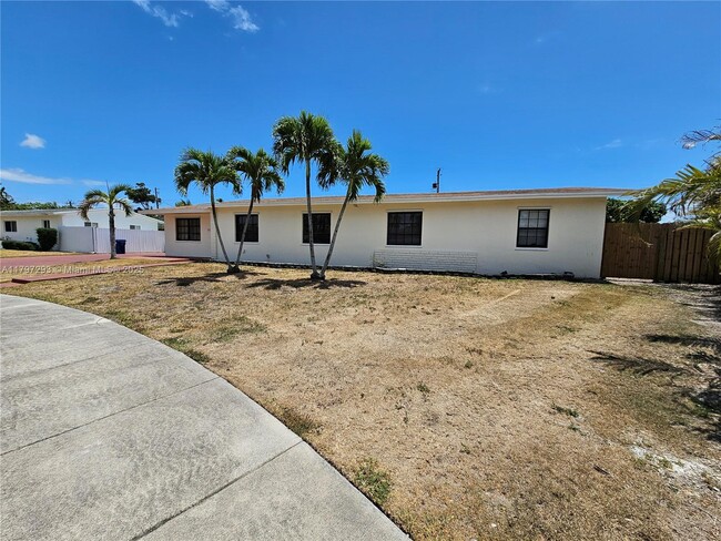Foto del edificio - 16321 SW 96th Ave