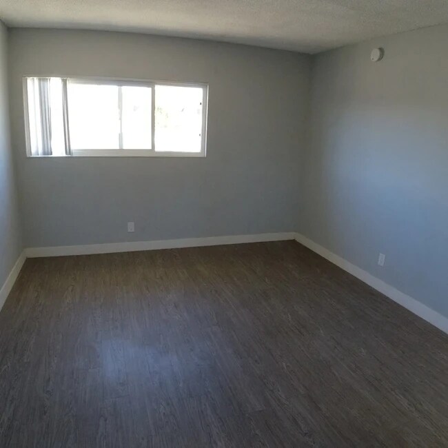 Foto del edificio - 4127 Monroe St
