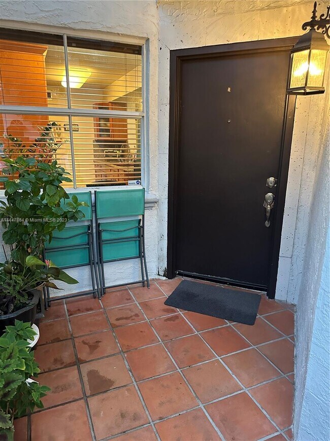 Foto del edificio - 9744 NW 46th Terrace