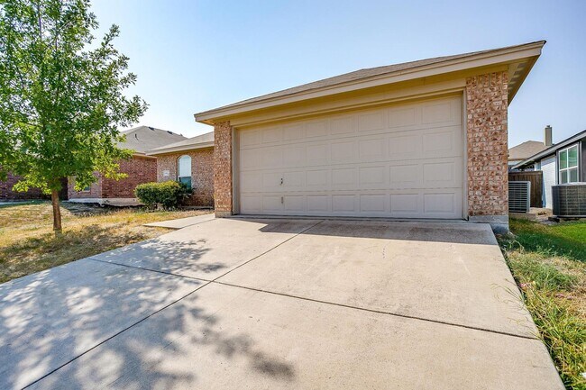 Foto del edificio - Perfectly located.  3 Bedroom, 2 Bath Home...