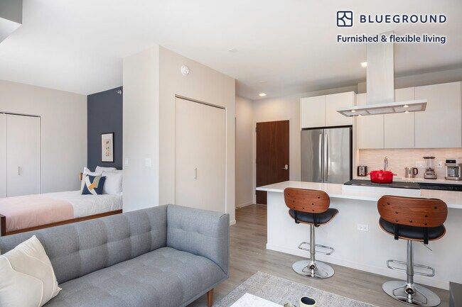 Foto del edificio - 8 E Huron St