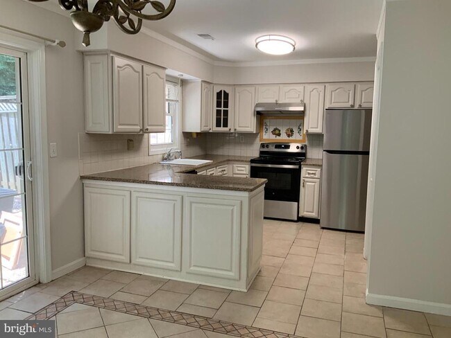 Foto del edificio - 4618 Briar Patch Ct