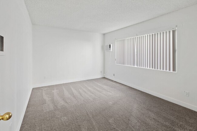 Foto del edificio - Addison Apartments