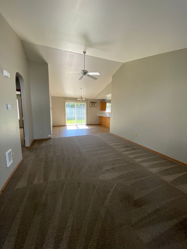 Building Photo - 904Spey