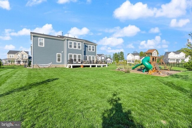Building Photo - 1108 Coubertin Dr SE