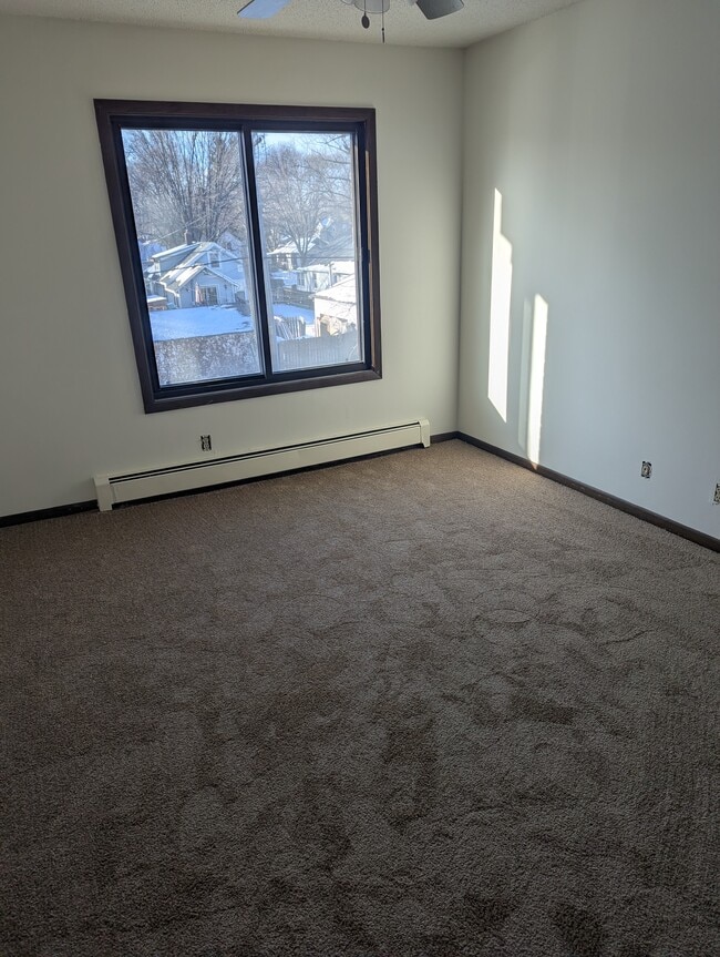 Building Photo - Wright Way Property