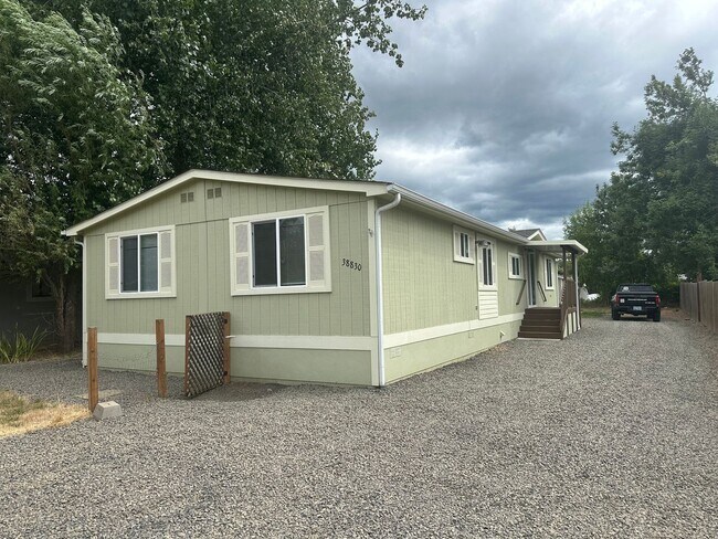 Foto del edificio - 3 bedroom 2 bathroom house in Dexter!