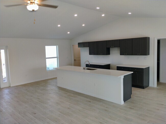 Foto del edificio - 2700 NW 26th Terrace