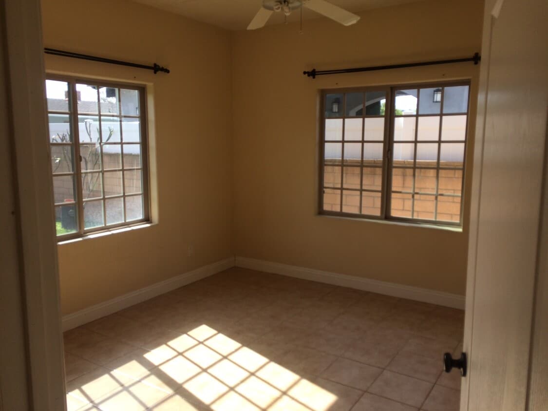 652 S Hollenbeck Ave, Unit Back House CommunityApartment in Covina