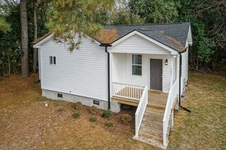 Building Photo - 503 E Vance St