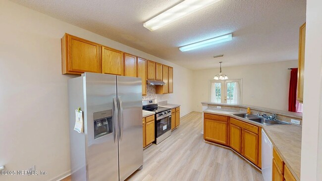 Cocina - 1873 Enterprise Ave