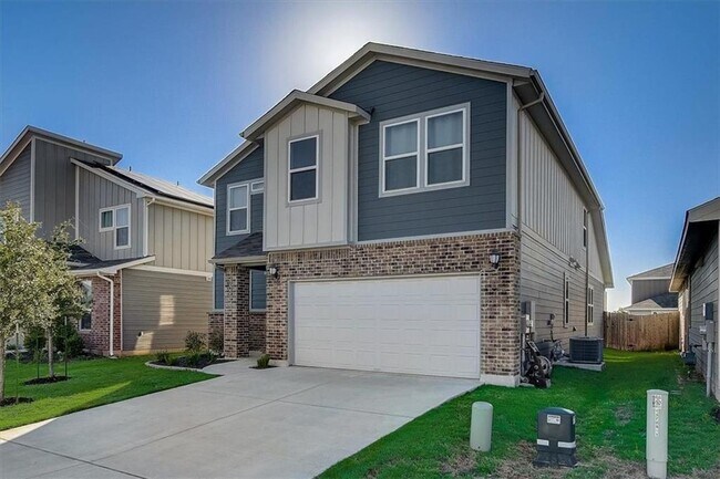 Building Photo - 15709 Canberra Trail