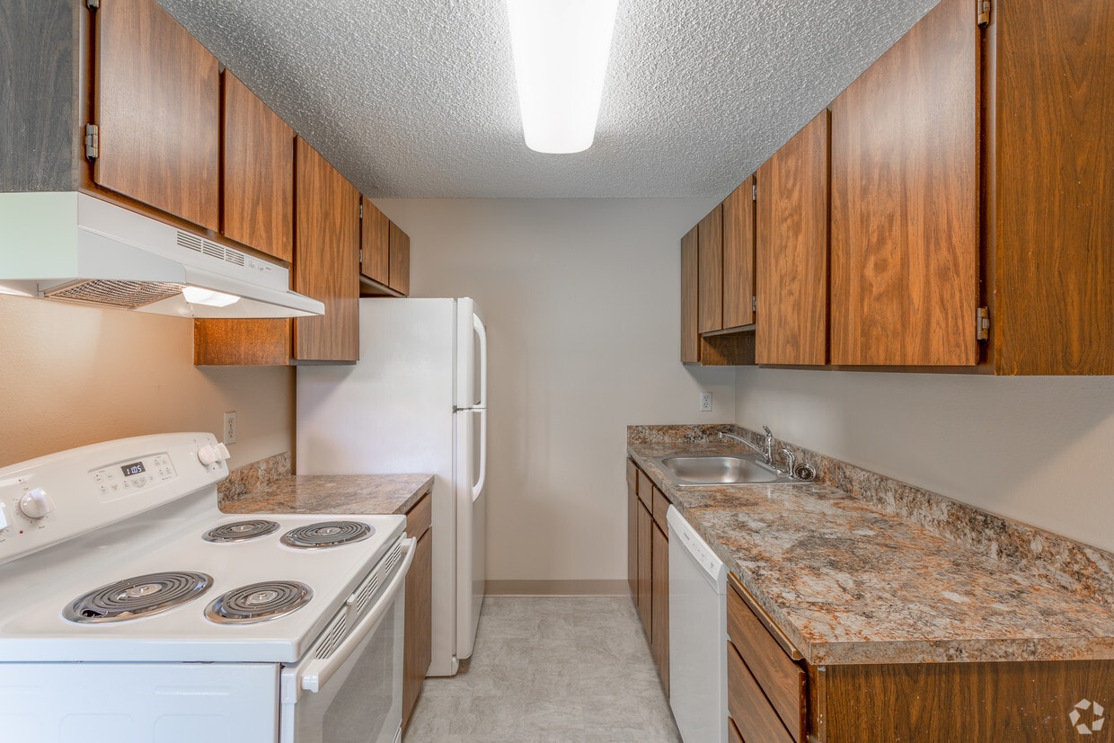 Primary Photo - Colfax Sandhill Apartments