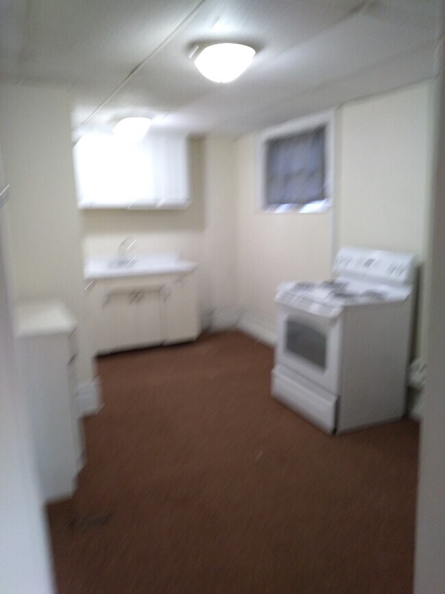 263 Taylor St, WV 26505 Apartments WV