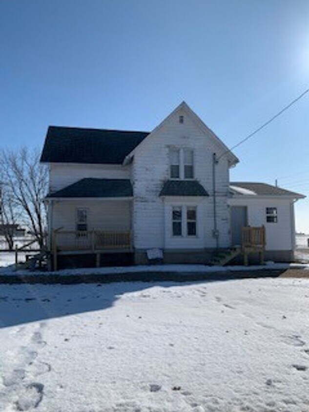 Primary Photo - FIVE BR, 2 BA HOUSE in Jesup