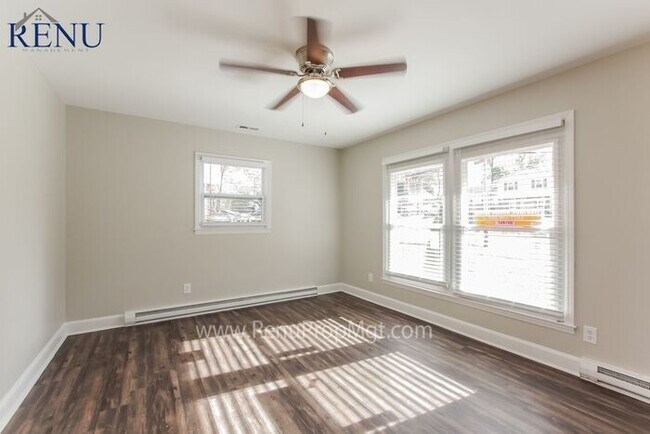 Building Photo - 6209 Springfield Dr