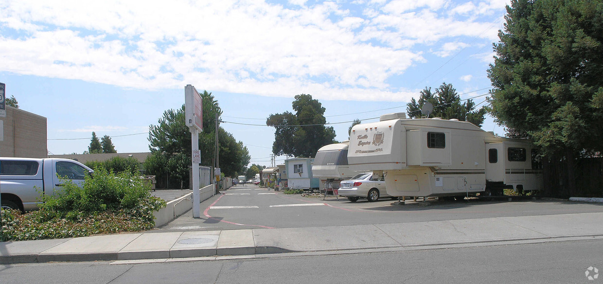 Primary Photo - Fairfield Mobile Home Park