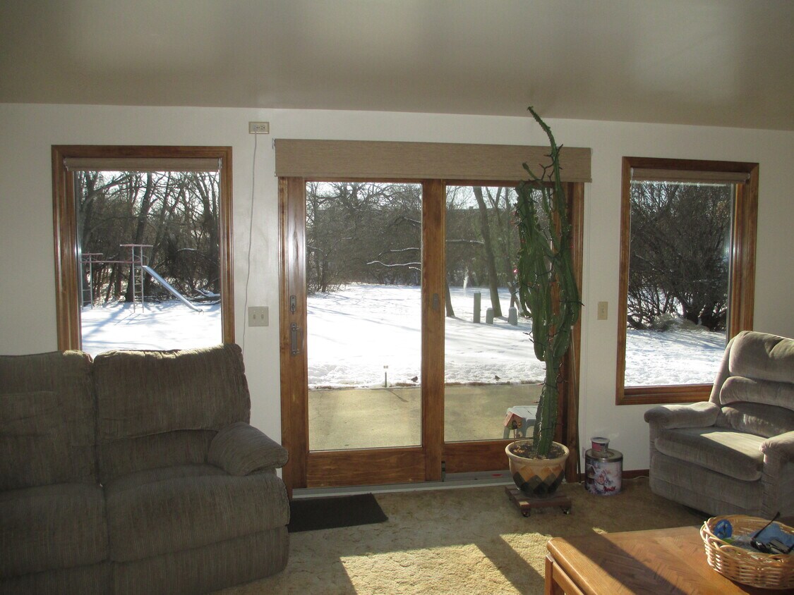 Foto principal - 1901 Portage Way