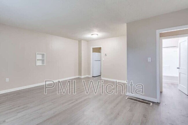 Foto del edificio - 4910 E Gilbert St