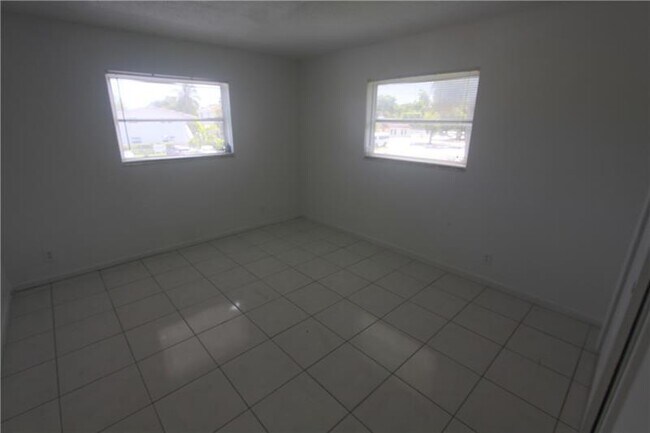 Foto del edificio - 7441 Kimberly Blvd
