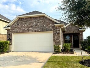 Building Photo - 31755 Wellington Pass