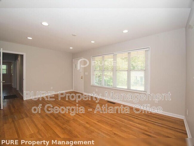 Foto del edificio - 439 Chester St SE