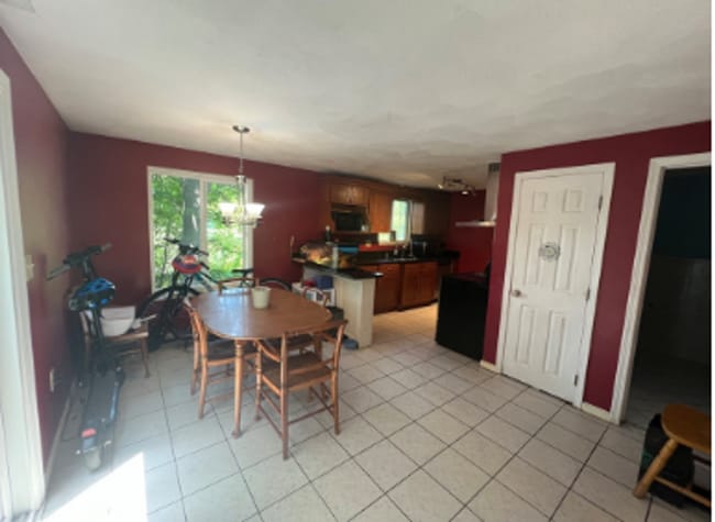 Building Photo - 2-bedroom, 1.5-bath townhome