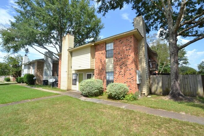 Building Photo - 3305 O'Neal Ln
