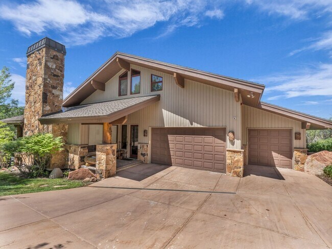 Park Meadows Elevated Living - Views, View... - Park Meadows Elevated Living - Views, View... House