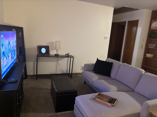 Foto del edificio - 800 N Smith Rd