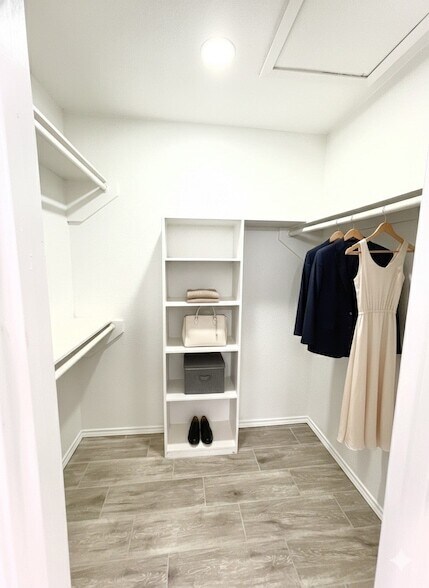 Foto del edificio - 1508 Grantbrook Ln