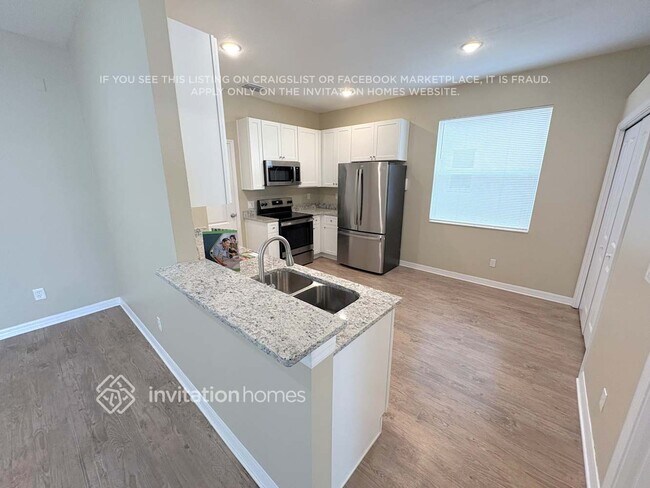 Building Photo - 15324 Skip Jack Loop