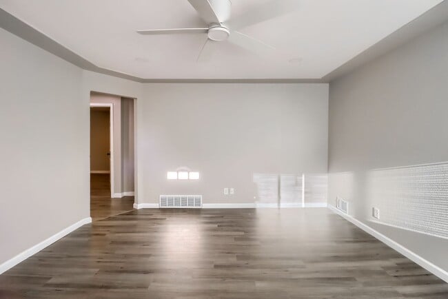 Foto del edificio - 3341 Olive St