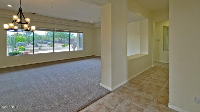 Building Photo - 6006 E Westland Dr