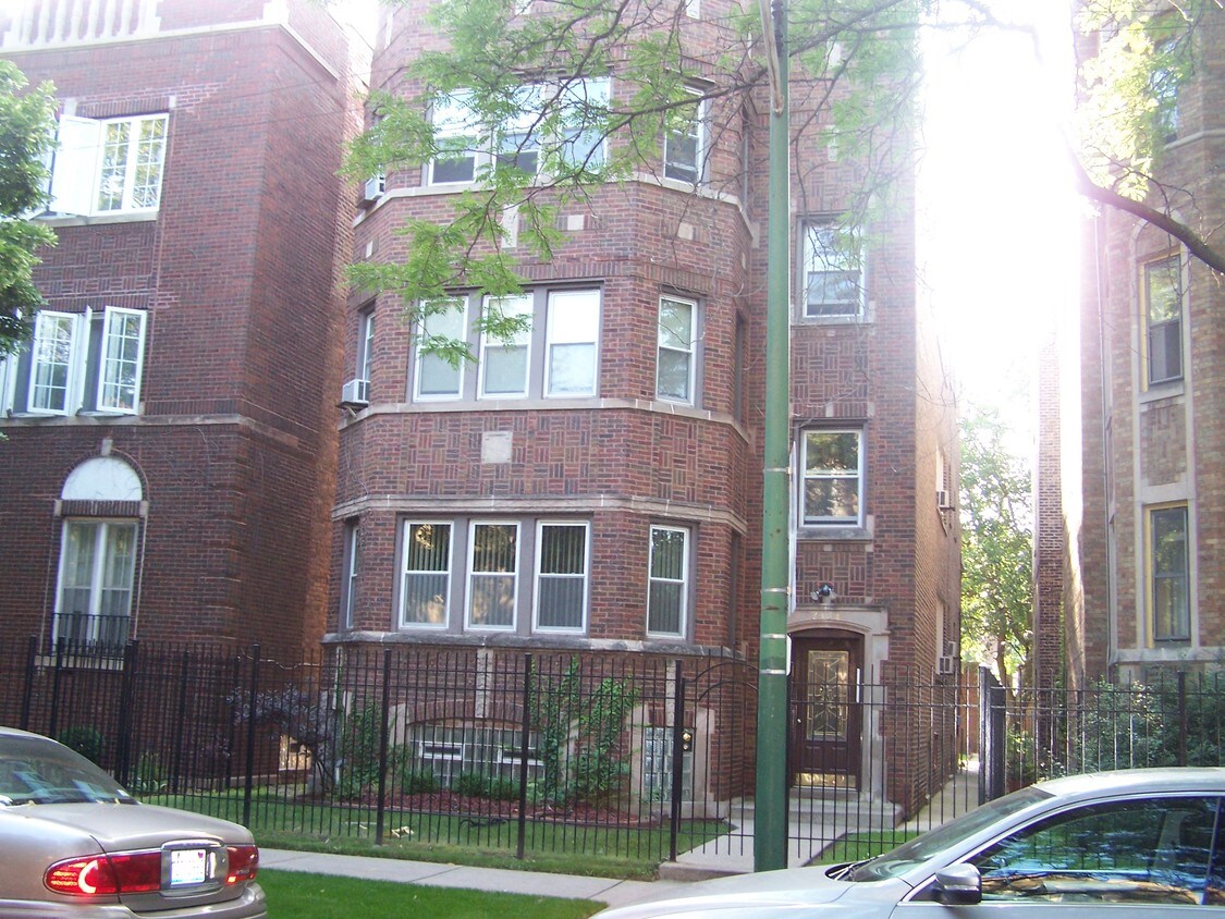 Primary Photo - 7433 S Chappel Ave