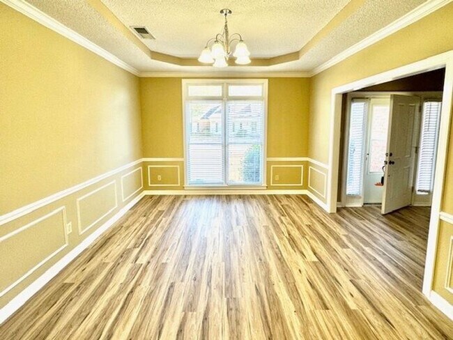 Foto del edificio - Now Leasing a 4-bedroom 3.5 bath home in G...