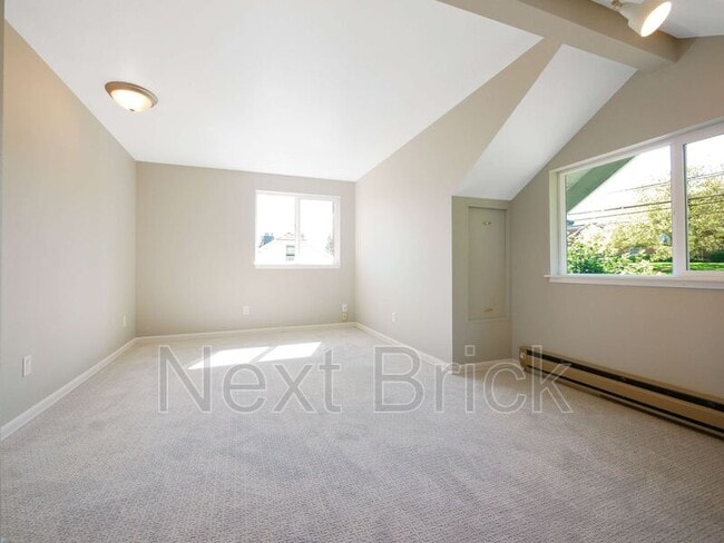 Building Photo - 5712 8th Ave NE