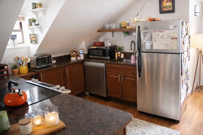 Foto del edificio - 2642 N Lincoln Ave