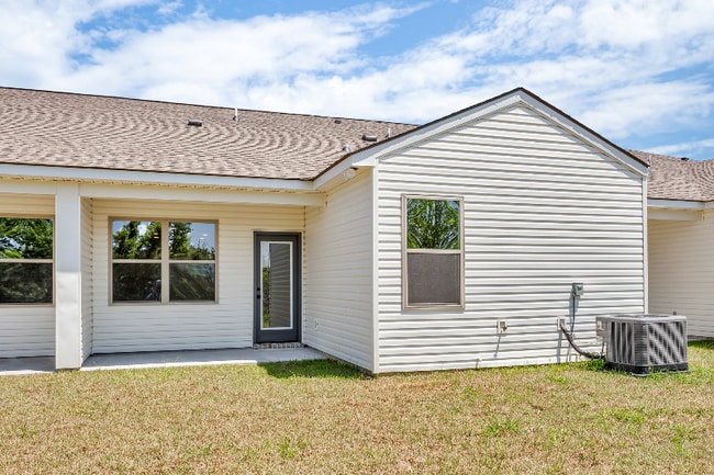 Building Photo - 17441 Berkshire Dr