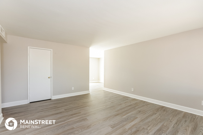 Foto principal - 10829 N 88th Ave