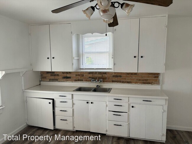 Foto del edificio - 1 br, 1 bath House - 41631 Ralph Rd.